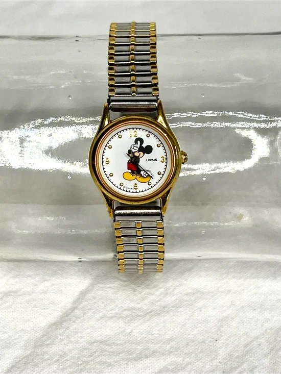 🐭 Vintage Lorus Disney Mickey Mouse Women’s Watch | Gold & Silver Stretch Band✨