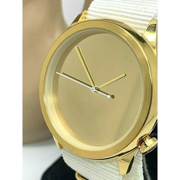 1: Face Women's Watch Gold Tone Case 39.5mm White Nylon Strap Quartz Meet :M