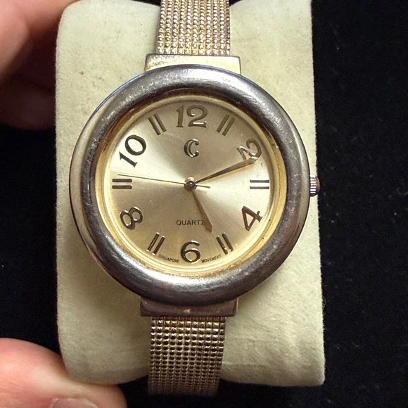 Charming Charlie CC Metal Mesh Band Gold Tone Women's Watch‎ WORKS
