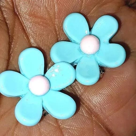 Beautiful girls blue floral clip-on earrings for kids