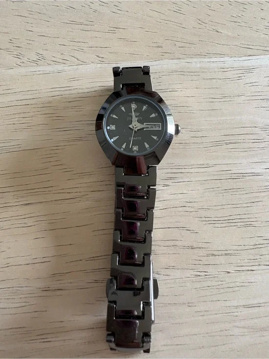 Black Stainless Steel Quartz Watch - Unbranded