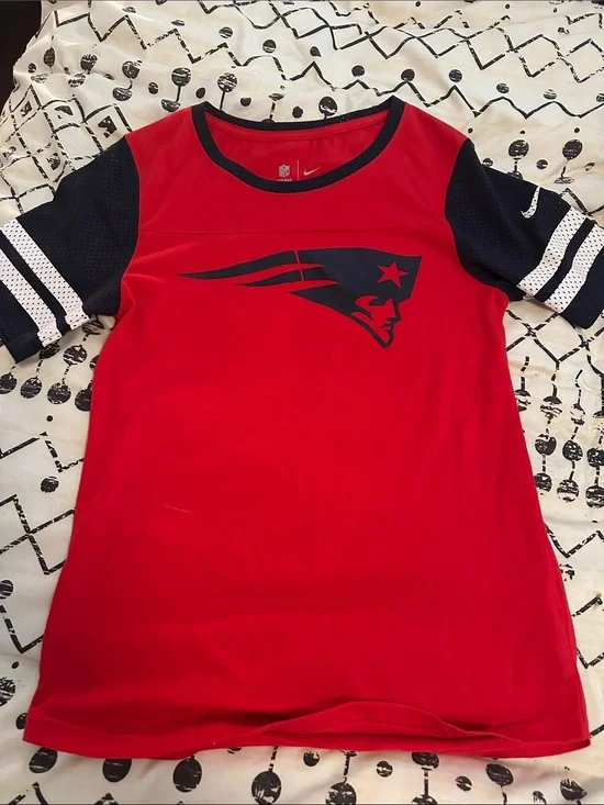 Nike Red and Navy New England Patriots Kids Short Sleeve Tee