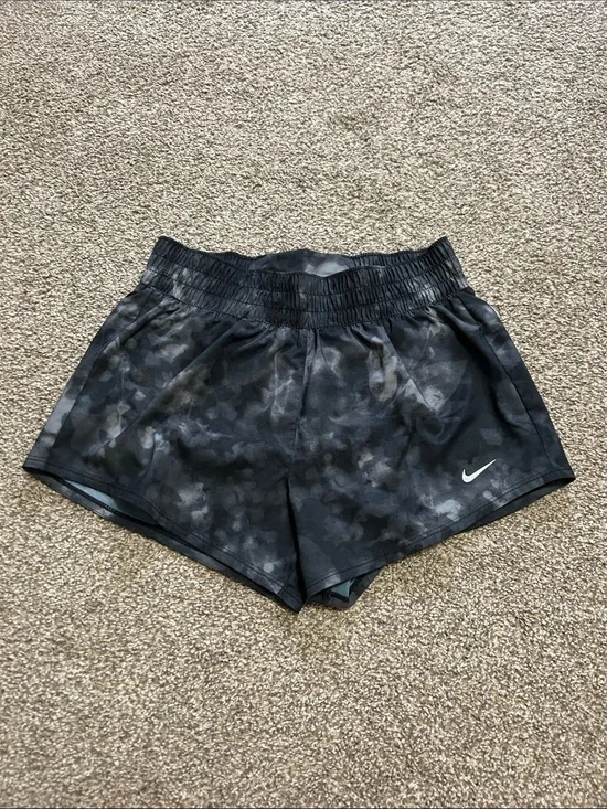 Nike Women's Black Gray Tie-Dye Dri-FIT Athletic Shorts