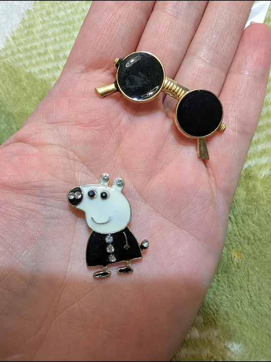 Kids Black & White Pig Sunglasses Character Pin Set