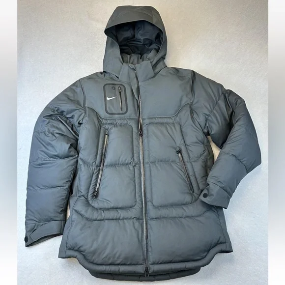 Nike Jacket Gray 378068-010 Thick Insulated Hooded Thick Tech Paneled Puffer