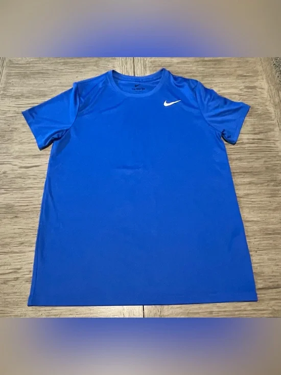 Nike women’s dri-fit tee, royal blue, medium