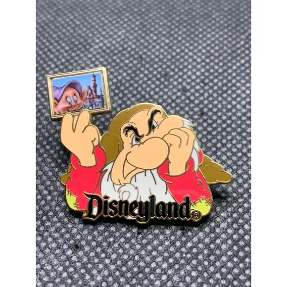 2002 Vintage Grumpy Dopey Disney Trading pin Snow White AUTHENTIC Disneyland