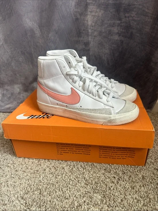 Nike High-Top Sneakers White with Pink Swoosh