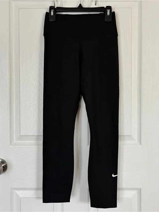 Women's Nike One Capri Leggings