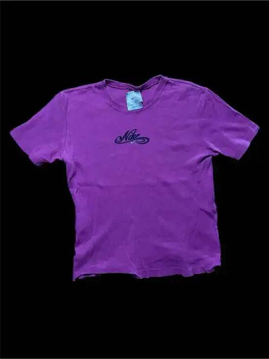 Vintage 90s Nike Purple Ribbed T-Shirt with Embroidered Swirl Logo