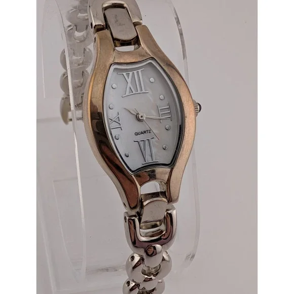 Coldwater Creek MOP Dial Watch Women‎ 21mm Case Silver 7.5