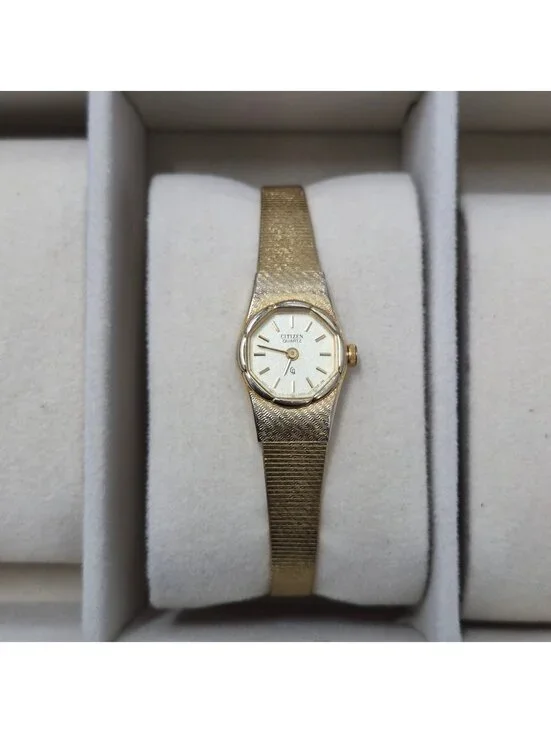 Vintage Citizen CQ Quartz Gold Tone Ladies Watch