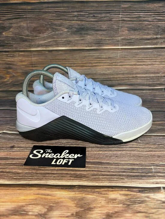 Nike Metcon 5 Women's Lavender Mist Athletic Training Shoes Size 8