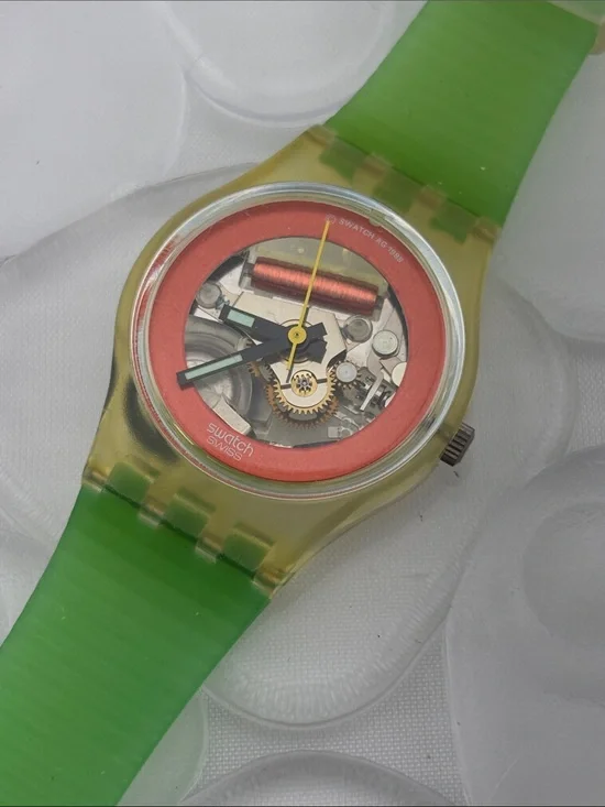 Swatch Watch - LK114 - DISQUE ROUGE