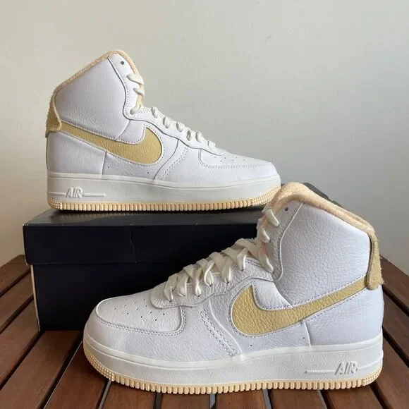 Nike Air Force 1 High Sculpt White Team Gold Women Size 8(DV7454-001)box crushed