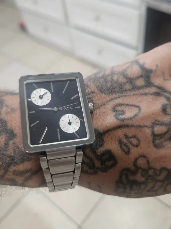 Nixon The Ivy Excellent Condition