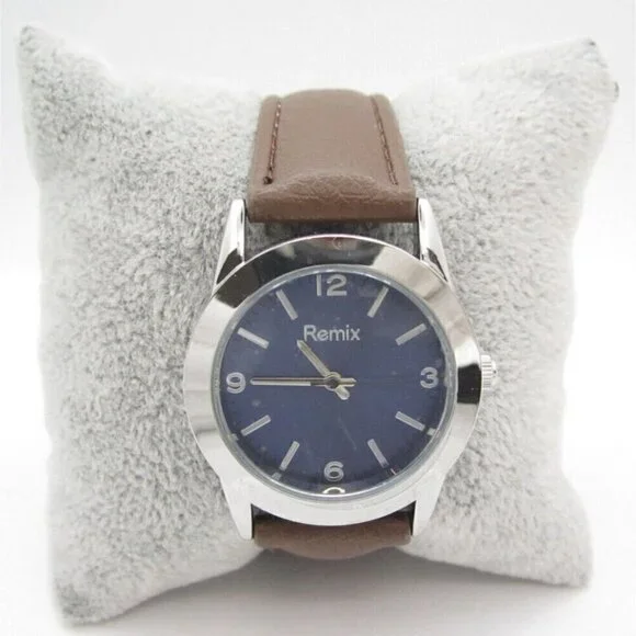 Women Remix Quartz 3ATM WR Analog 32mm Dial Round Watch (G926) 