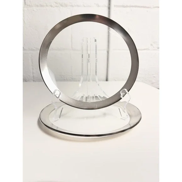 Set Of 2 Dorothy Thorpe Silver Rimmed Coupe Luncheon Plate 7 5/8