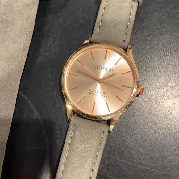 Monroe Watch