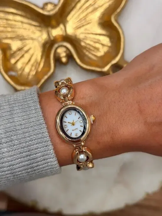 Pearl Bracelet Women’s Watch, Oval Dial 26mm, Quartz Watch, Gift for Her