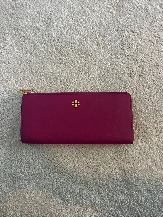 Tory Burch Zip-Around Continental Wallet in Berry Pink with Gold Logo