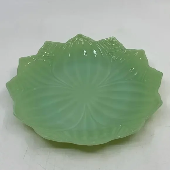 Vintage FIRE KING Milk Glass Jadeite Lotus Plate