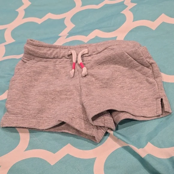 ❤️10/$13 Nwot cat and jack shorts