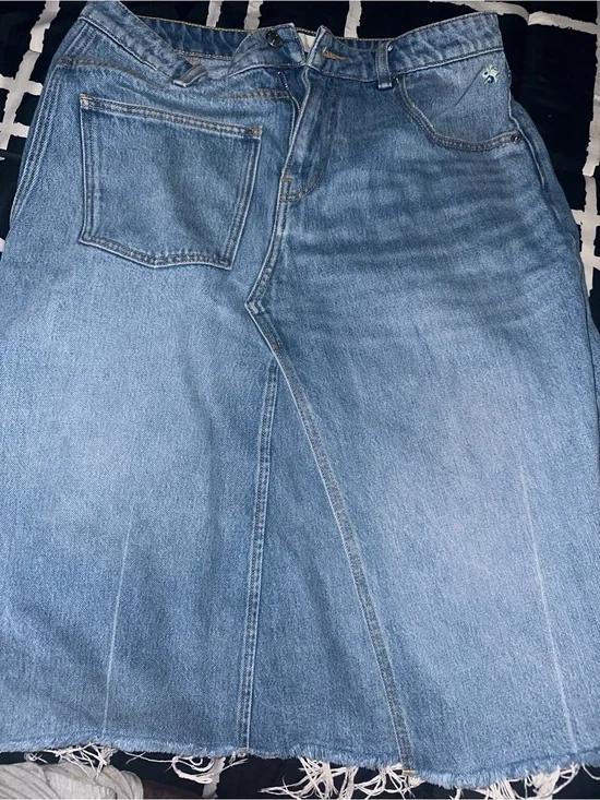 Tory Burch Light Blue Denim Skirt with Contrast Stitching