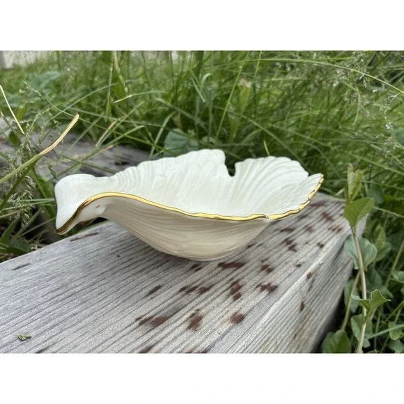 Lenox Dove Collection Open trinket Dish Bowl Gold Trim 8