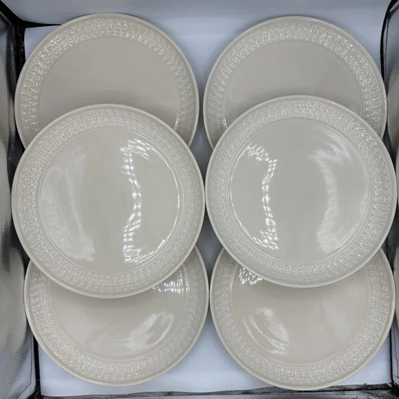 Threshold Dinner Plates 10.75