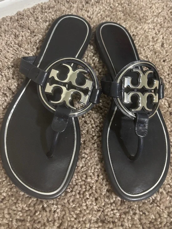 Tory Burch Navy Leather Logo Thong Sandals with Gold Medallion