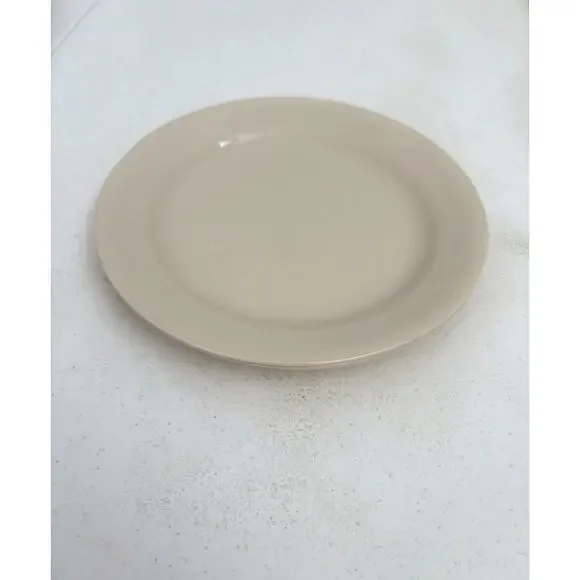 Vintage Corelle by Corning sandstone cream 7.25