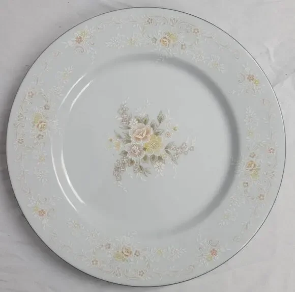 Crescent Fine China Jie Pai Dessert Plate Painted Golden Flowers and Accents