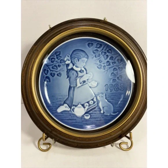 Vintage Bing & Grondahl Barnets Dag Children's Day Plates 1985 Denmark Case