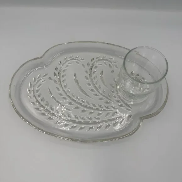 Vintage Federal Wheat Pressed Pattern Snack Sandwich Plate with Cup Set 1950’s