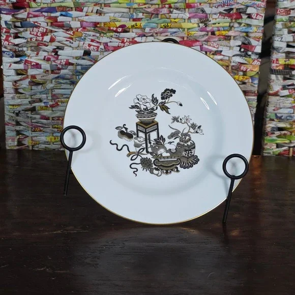 Spode Bone China Bowpot Salad Plate 8 Inch Black Gold Chinoiserie England Y7671