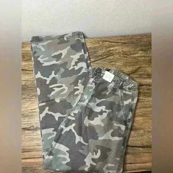 Mini Boden Camo Cargos
