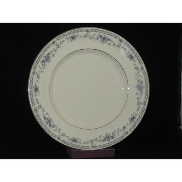 Minton Bellemeade Salad Plate (s) Blue‎ Flowers Bone China England