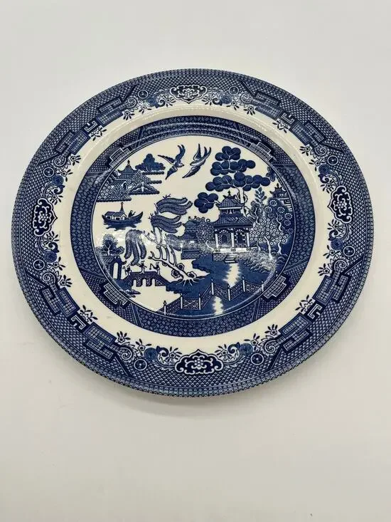 VTG Churchill England Blue Willow Landscape Pattern Classic Dinner Plate - 10