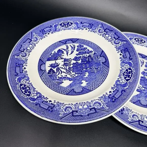 Set 2 Vtg Royal China Blue White Willow Ware 10” Dinner Plates Underglaze