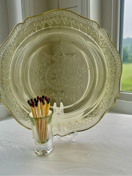 Federal Glass dinner plate Amber yellow Patrician pattern w Striker Matches gift