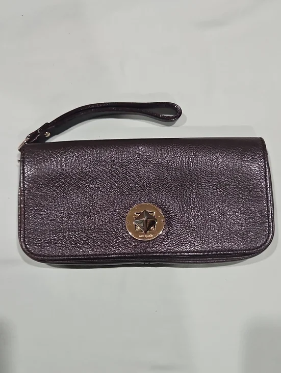 kate spade leather wristlet In Brown with gold hardware