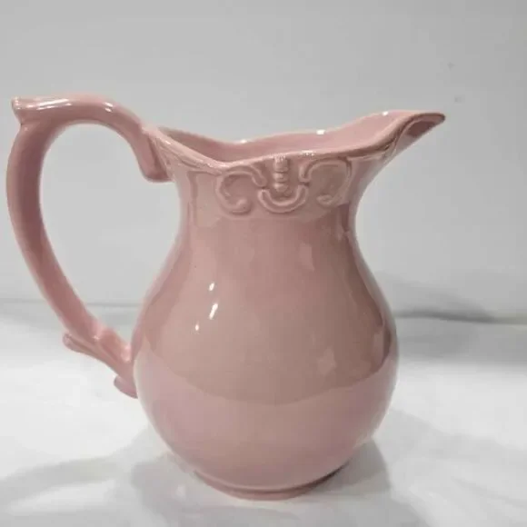 Frutugoso Portugal pink ceramic pitcher