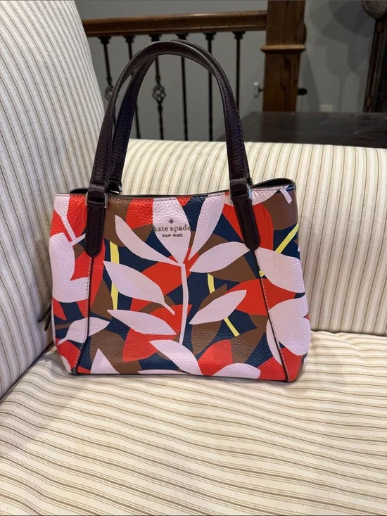 Kate Spade  Jackson floral toss Medium Satchel handbag purse