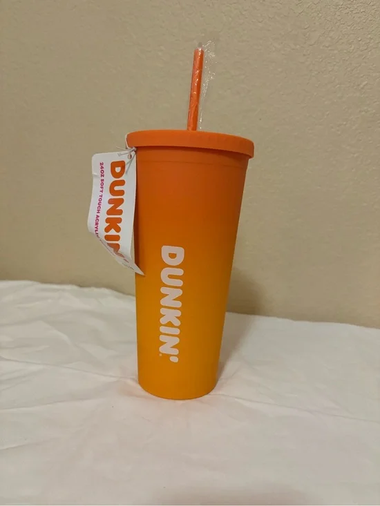 Dunkin' 24oz Acrylic Orange & Yellow Ombre Tumbler Cup w/ Lid & Straw