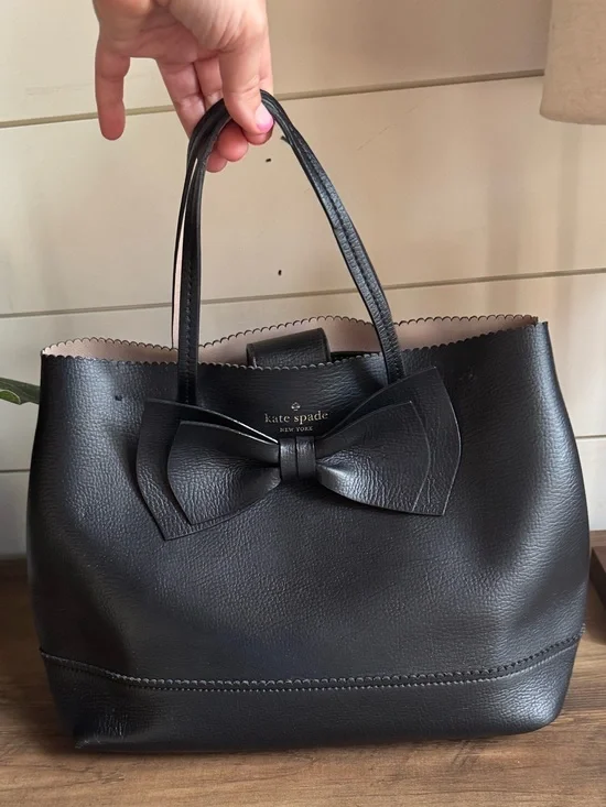 Kate Spade Vanderbilt Place Giorgia Scalloped Bow Purse Classic Black