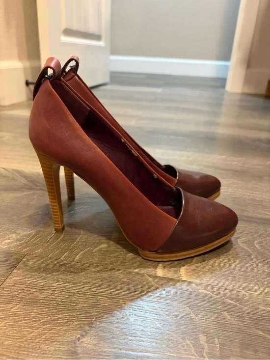 kate spade Two-Tone Brown and Burgundy High Heel Pumps