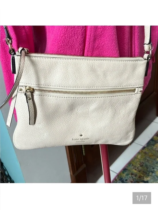 Kate Spade   Crossbody bag  beige  GUC  genuine leather pebbled    Every day bag
