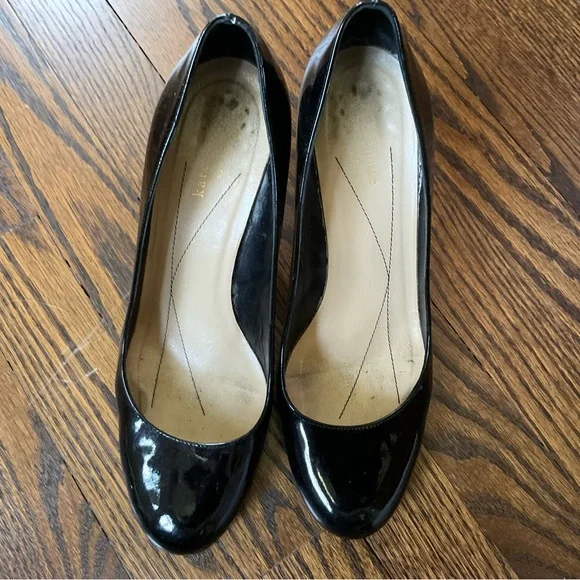 Kate Spade Classic Black Patent Women’s Pumps