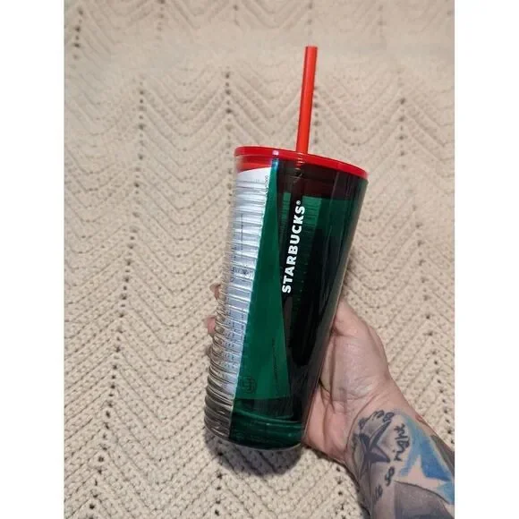 Starbucks Holiday 2021 Clear Ribbed & Green Glass 18 oz‎  Tumbler Cup NWT